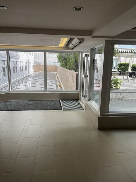 Glass wall rear view